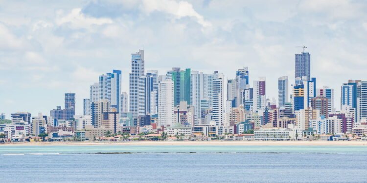 A cidade litorânea que virou referência em segurança e bem-estar