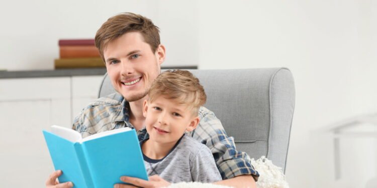 Por que contar histórias invertidas pode aumentar a criatividade infantil