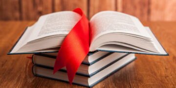 Transforme lixo em arte com esse marcador de páginas que faz sucesso em 2025