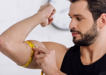 Dr. Rafael Rivas, médico do esporte: como prevenir a sarcopenia com exercícios e dieta