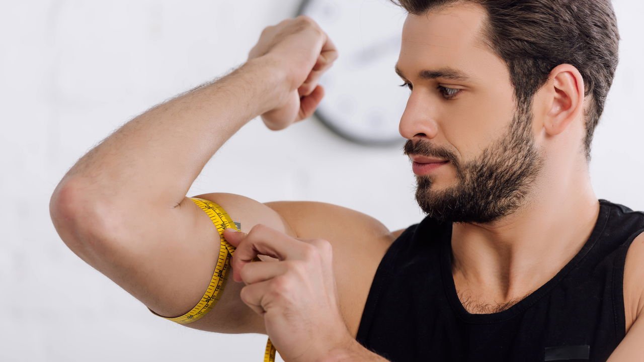 Por que homens devem incluir musculação na rotina