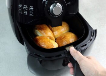 Brasileiros estão usando a air fryer de um jeito que surpreende até chefs