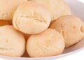 Este pãozinho brasileiro tem apenas 90 calorias e é livre de glúten naturalmente