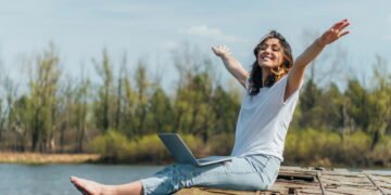 Práticas fáceis para adotar uma rotina de bem-estar em casa