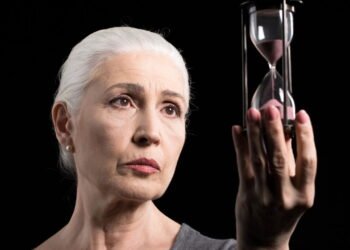 5 hábitos perigosos que você precisa abandonar depois dos 50