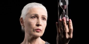 5 hábitos perigosos que você precisa abandonar depois dos 50