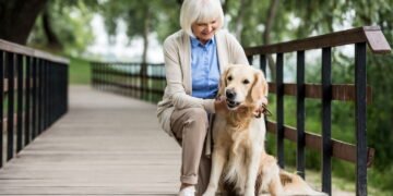 Dra. Julianne Pessequillo, Geriatra: benefícios dos Animais de Estimação na terceira idade