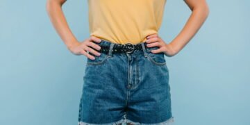 Roupas curtas