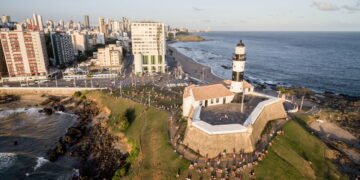 Turistas se surpreendem com as experiências únicas que essa cidade reserva