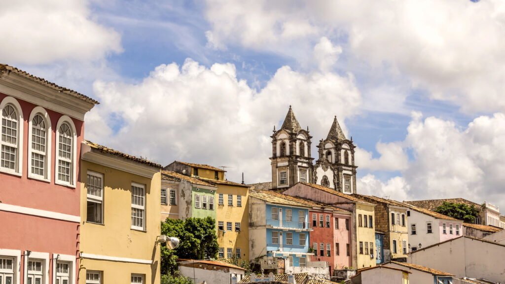 Turistas se surpreendem com as experiências únicas que essa cidade reserva