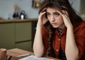 Saúde mental dos jovens é o maior desafio emocional de 2025