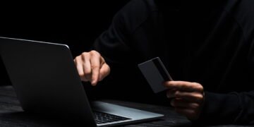 Dicas essenciais de segurança digital para quem tem mais de 40