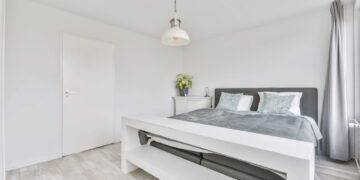 A melhor forma de decorar quarto pequeno com estilo e sem gastar muito