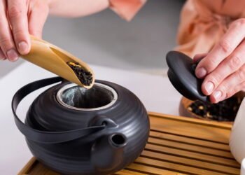 Será que os chás das avós têm poder de cura? Veja o que dizem