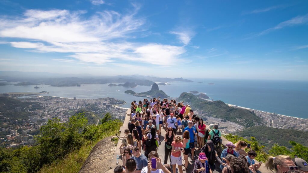 O impacto bilionário do turismo internacional no Brasil surpreende