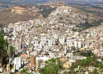 Entre cachoeiras e cafés, essa cidade mineira vive seu melhor momento