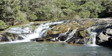 Turistas estão se apaixonando por essa rota de cachoeiras dessa cidade de Minas Gerais