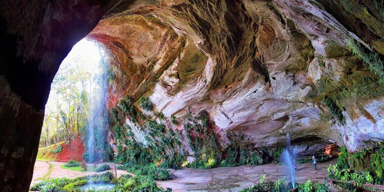 Essa cidade mineira esconde um dos paraísos mais incríveis do Brasil