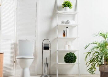 Esse truque de R$ 2 acaba com o mau cheiro do banheiro em minutos