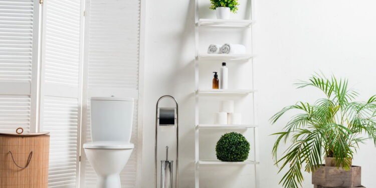 Esse truque de R$ 2 acaba com o mau cheiro do banheiro em minutos