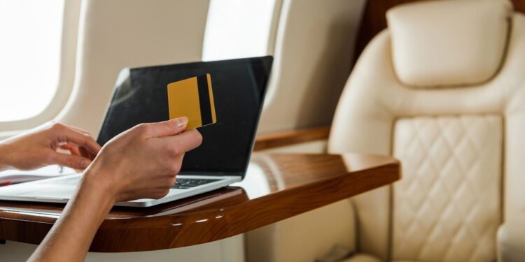 Cartão VIP (Créditos: depositphotos.com / HayDmitriy)