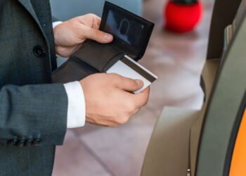 Comunicado alerta a todos que irão aos bancos realizar transações