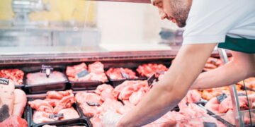 Como saber se a carne está realmente fresca na hora da compra
