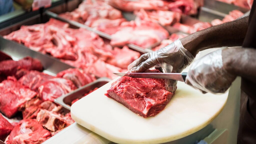 Como saber se a carne está realmente fresca na hora da compra