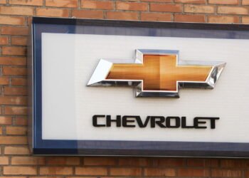 Chevrolet lança modelo 2026 que muda tudo no segmento de sedãs