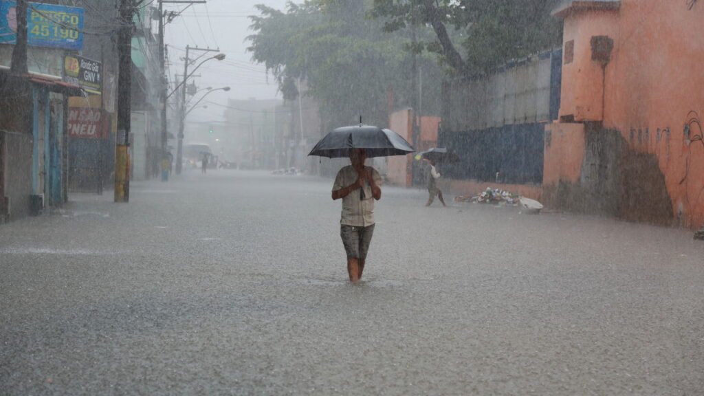 Startups desenvolvem sistema que antecipa desastres naturais