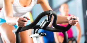 Treinar em jejum é seguro? A resposta depende do objetivo e tipo de treino