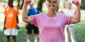 Os 5 melhores exercícios para mulheres após os 50 anos