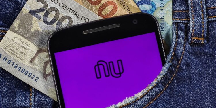 Descontos de até 99%! Renegocie suas dívidas com o Nubank e Serasa