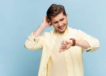 O que significa quando alguém está sempre atrasado segundo a psicologia