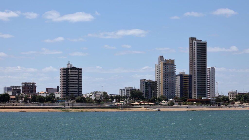 Essa dupla de cidades virou queridinha do turismo com seu calor extremo no inverno