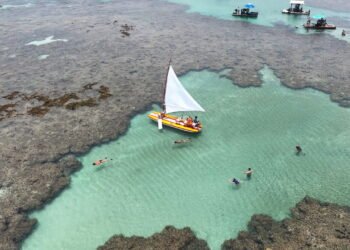 O refúgio turístico mais encantador do Nordeste te espera com praias que parecem ter saído de outro mundo