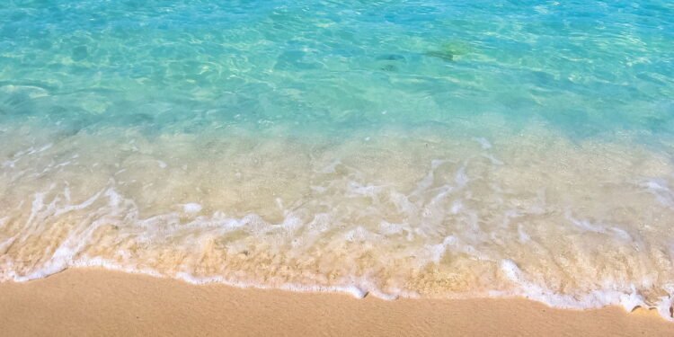 As praias mais bonitas e preservadas do Nordeste para fugir do turismo em massa