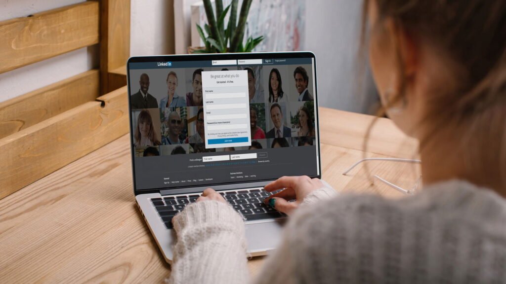 O que a psicologia revela sobre quem some das redes sociais do nada