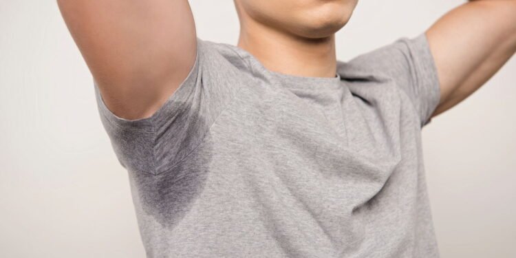 Suor - Créditos: depositphotos.com / IgorVetushko