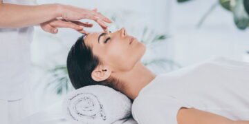 Por que tanta gente está largando os remédios e apostando em terapias naturais