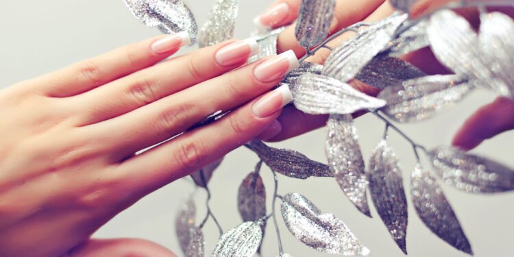 O que significa ter sempre unhas impecáveis segundo a psicologia