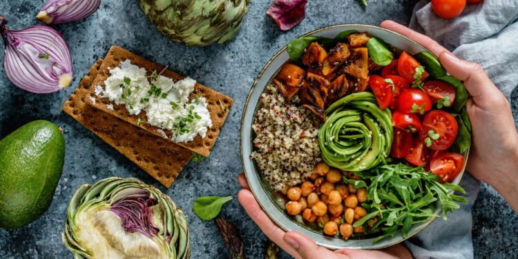 Mitos e verdades por trás do vegetarianismo e veganismo