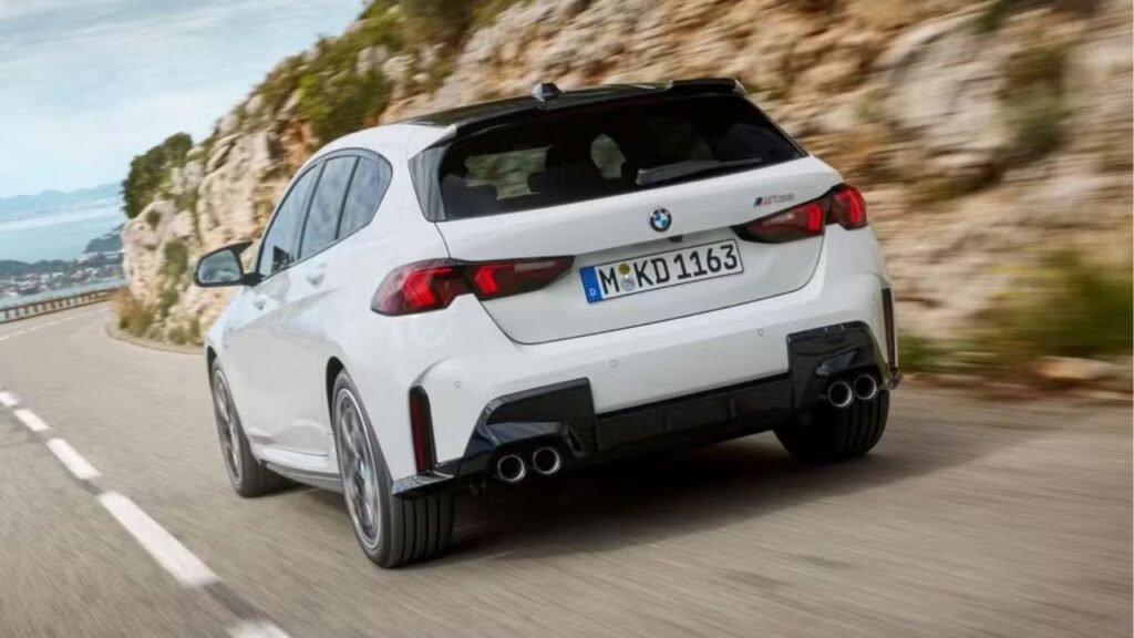 BMW traz nova M135 ao Brasil e promete desbancar a esportividade de Type R e GR Corolla