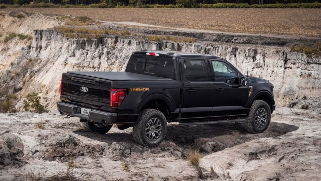 Por R$580 mil, Ford F-150 Tremor 2026 desembarca no mercado nacional e desafia RAM 1500