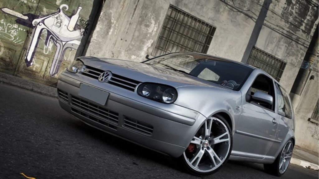 Pensando em rebaixar o carro? Saiba como fazer isso sem ficar fora da lei