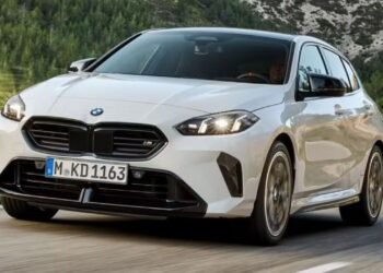 BMW traz nova M135 ao Brasil e promete desbancar a esportividade de Type R e GR Corolla