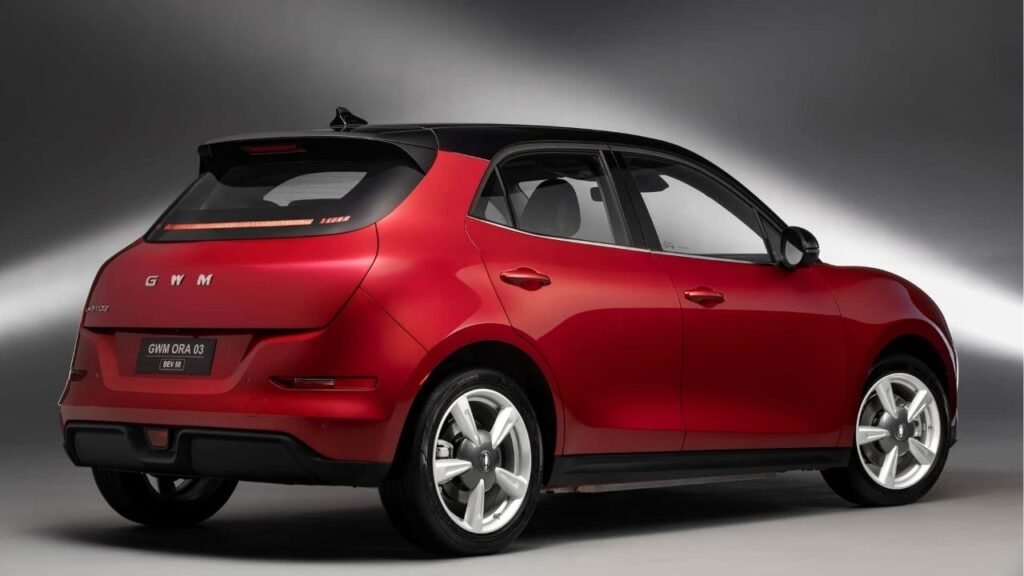 Novo GWM Ora 03 tem nova versão para linha 2026 com autonomia de até 315 km e preço de R$ 169.000