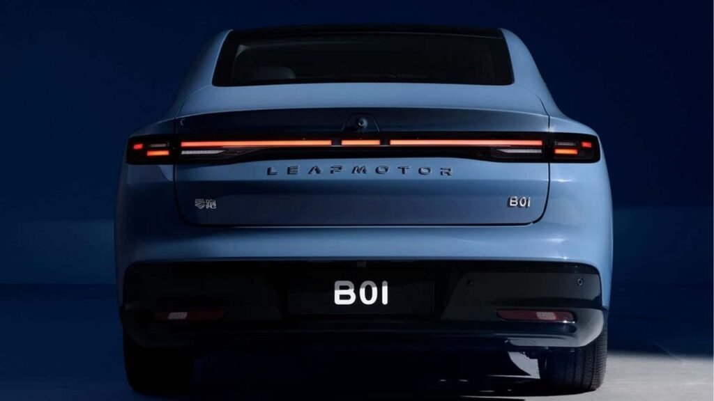 Sedã elétrico da Leapmotor vende mais de 10 mil unidades em apenas 72 na China