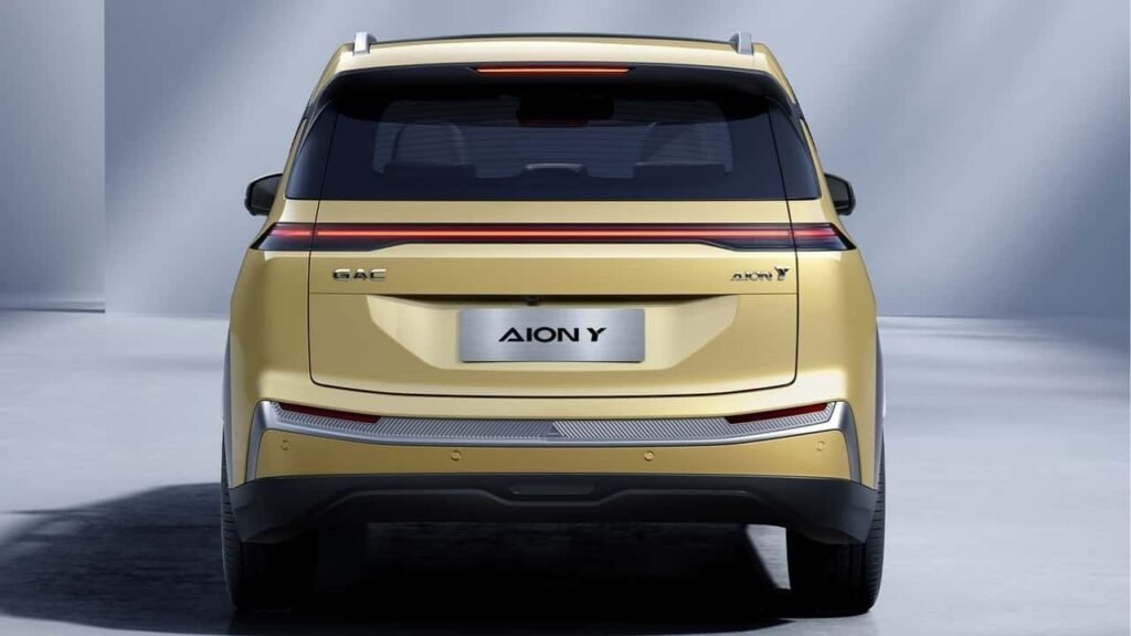 SUV elétrico chinês chega ao Brasil com autonomia de 318 km e promete desbancar BYD Dolphin