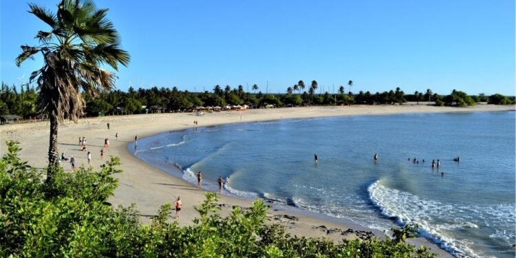 Essa praia a 110 km de Natal é um dos refúgios naturais mais charmosos do RN